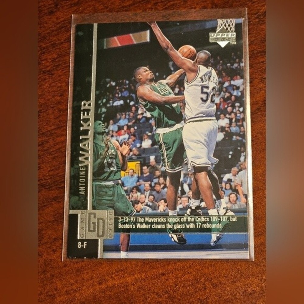 #6 Antoine Walker NBA Collectible Card